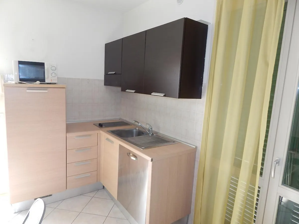 Aparthotel Rta La Pergola à Marina di Massa 3*,