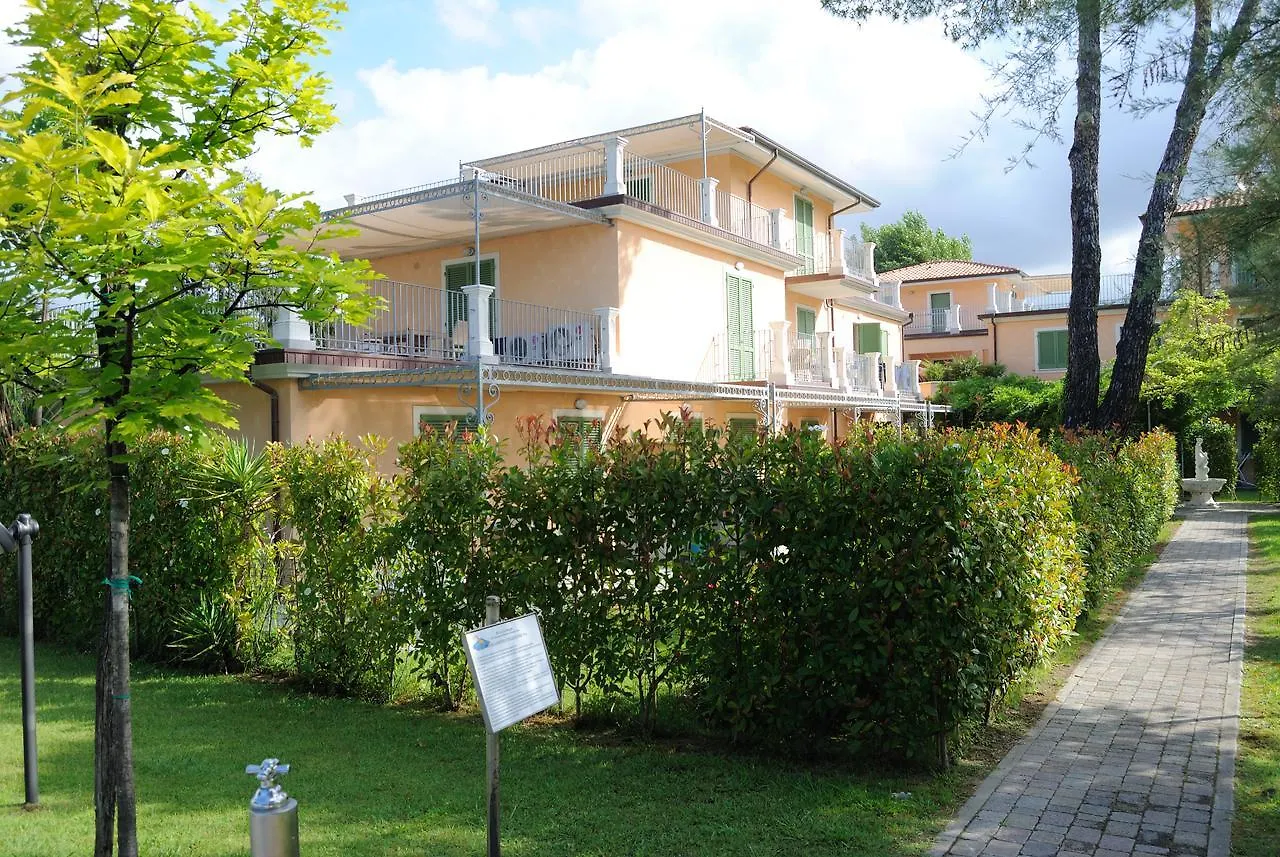 Aparthotel Rta La Pergola Marina di Massa Itálie